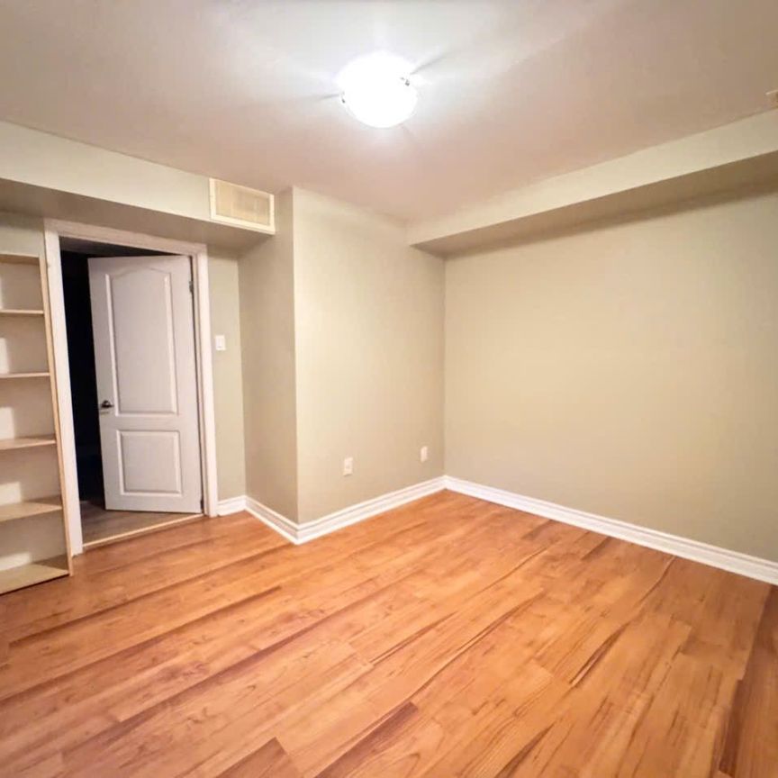 For Lease - 285 Mississaga Street Unit# Bsmt, Oakville, Ontario - Photo 1