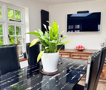 4 bedroom detached house to rent - Photo 5