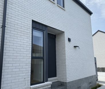 2/33 Russell Street, Linwood - Photo 2