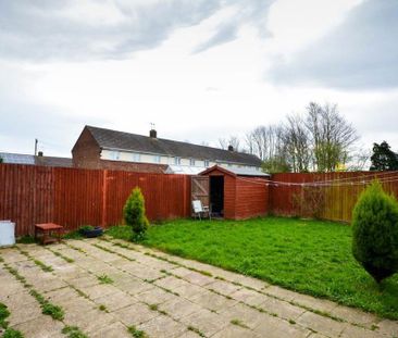 3 bedroom semi-detached house to rent - Photo 3
