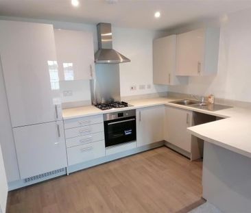 2 bedroom apartment to rent - Photo 6