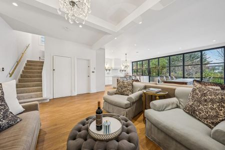 4 bedroom semi-detached house to rent - Photo 5