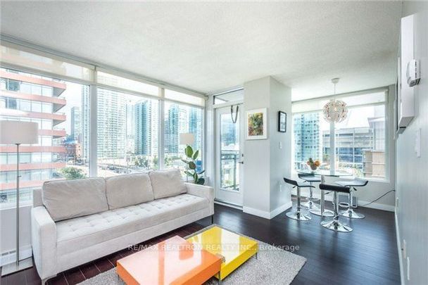 15 Brunel Court #808 - Photo 1