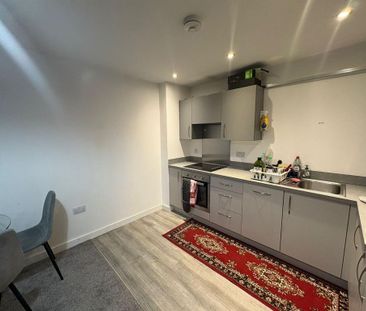 2 bedroom apartment to rent - Photo 4