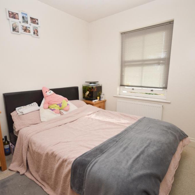 2 bedroom townhouse to rent - Photo 1