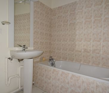 Location Appartement 2 pièces 38m² ORLEANS 45000 - Photo 1