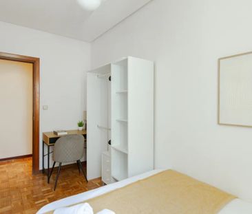 Calle de Fernández de la Hoz, Madrid, Community of Madrid 28010 - Photo 3