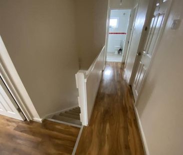 Twenty Acres Road, Southmead - Photo 4