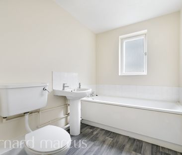 Redford Close, ., Feltham - Photo 3