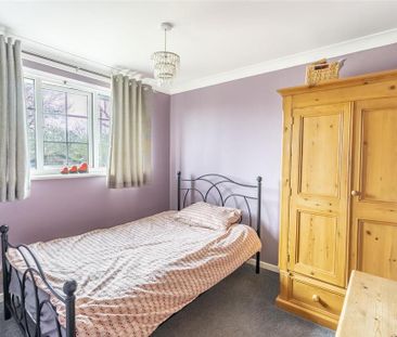 3 bedroom end of terrace house to rent - Photo 6