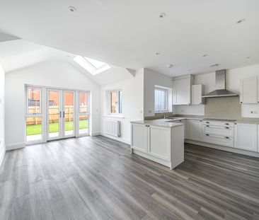 5 bedroom semi-detached house to rent - Photo 5