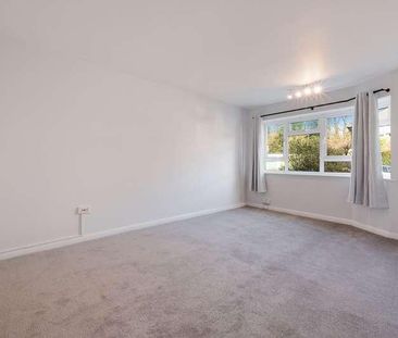 Shrewsbury Close, Surbiton, KT6 - Photo 4