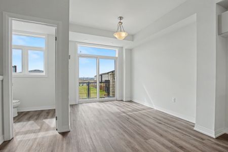 For Lease - 155 Equestrian Way Unit# 33, Cambridge, Ontario - Photo 4
