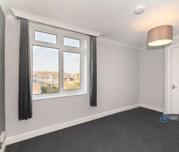 5 bedroom semi-detached house to rent - Photo 6