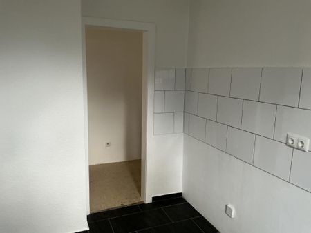 2-Zimmer-Wohnung in Essen Frohnhausen im Erdgeschoss - Photo 2