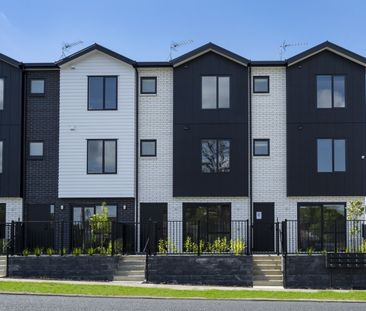 Introducing our near-new, fully furnished studio rooms for rent. - Photo 6