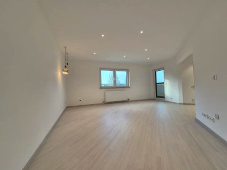 Modernes Design trifft zeitlose Eleganz: Exquisite 3-Zimmer-Wohnung in Böblingen auf der Diezenhalde - Foto 4