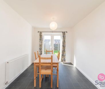 3 bedroom end of terrace house to rent - Photo 2