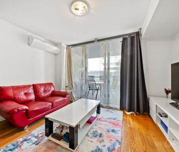 Fully Furnished - Photo 4