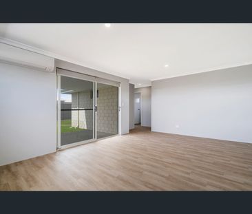 25a Bluevale Way, Yanchep, WA 6035 - Photo 5