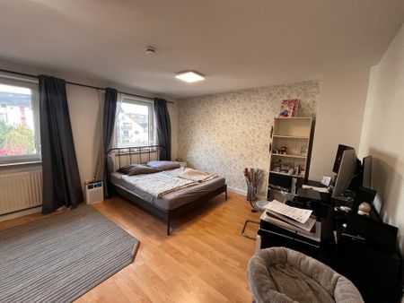 Helle 2 Zimmer Wohnung - Photo 2