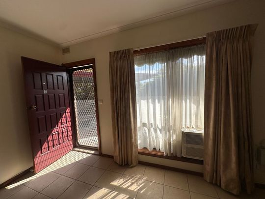 2-Bedroom Unit in Shepparton’s Heart - Photo 1