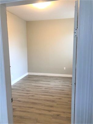 For Lease - 44 Stanley Street Unit# 2, London South, Ontario - Photo 1