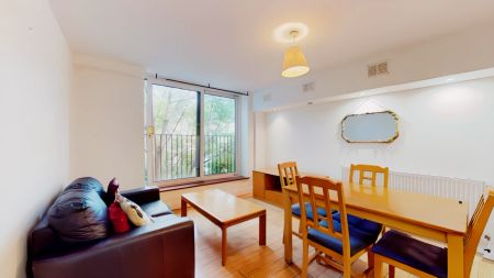 1 Bed 1 Bath - Photo 2