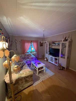 Skottsundsvägen, Kvissleby - Foto 1