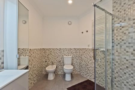 2 room luxury Flat for rent in Cascais, Portugal - Photo 3
