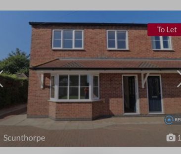 3 bedroom semi-detached house to rent - Photo 1