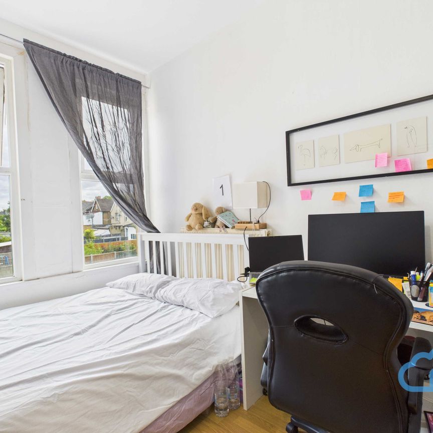 RM1 Plashet Road | Plaistow | London | E13 0PU - Photo 1