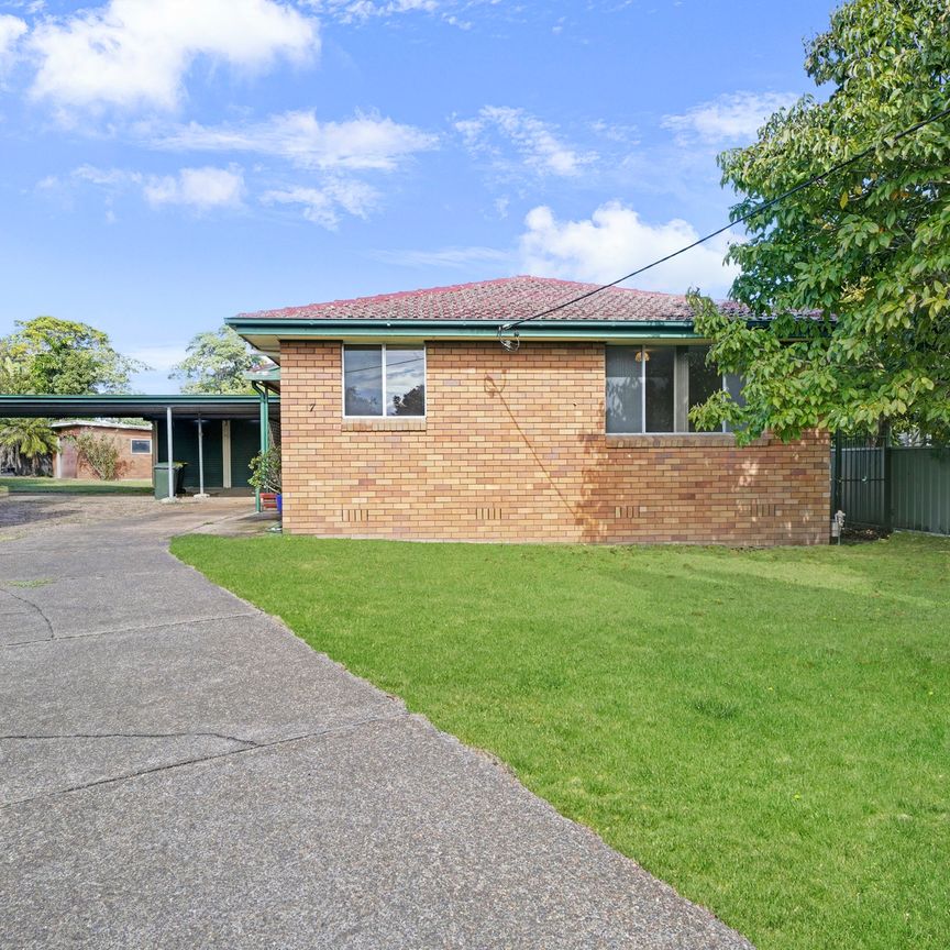 LITTLE GEM IN QUIET LOCATION! - Photo 1