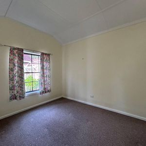 Granny Flat - Photo 2