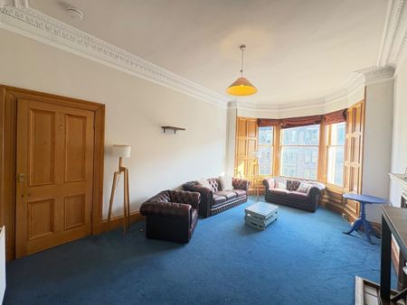3 bedroom apartment to rent - Photo 2