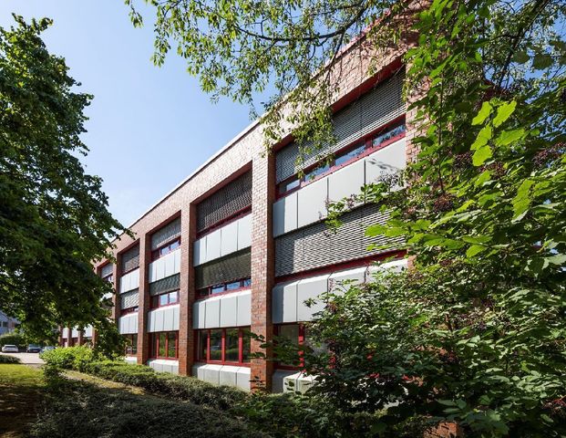 *Provisionsfrei* ca. 460 - 1.393 m² Büro-/Praxisfläche Nähe Indupark zu vermieten. - Photo 1
