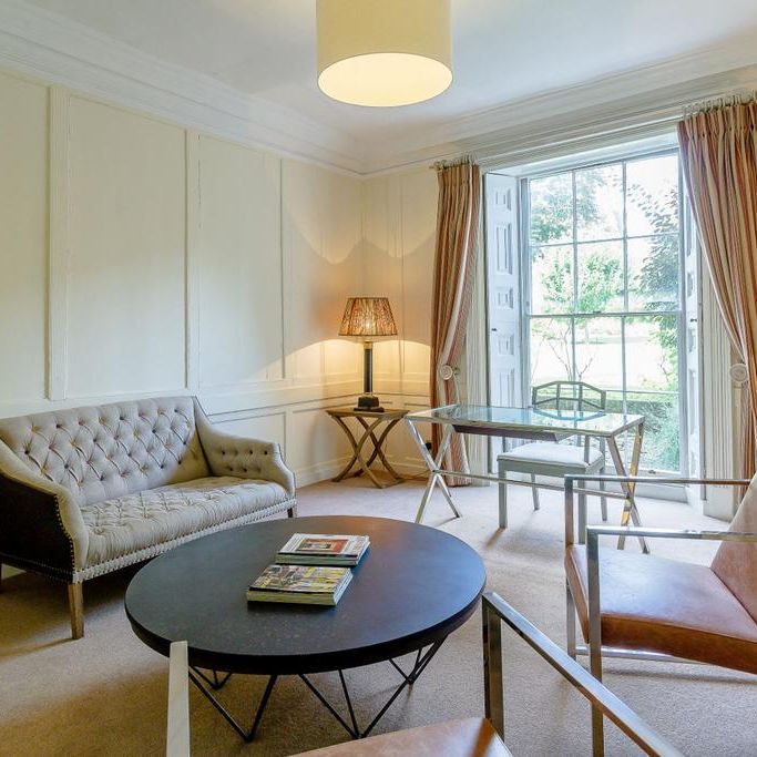 6 bedroom terraced house to rent - Photo 1