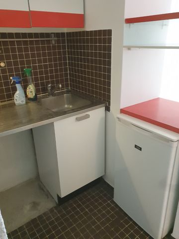 Location Appartement 1 pièce 27m² AIX EN PROVENCE 13100 - Photo 5