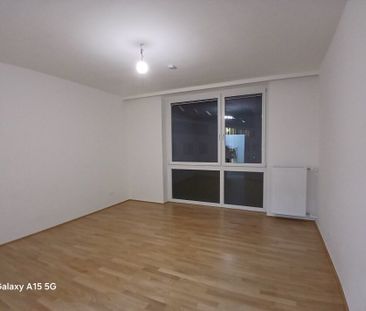 Erstbezug 5.Liftstock, Helle 2-Zimmer-Wohnung, 3 Min zum Schwedenpl... - Foto 1