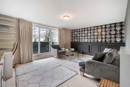 Lansdowne Road, West Wimbledon, SW20 - Photo 2