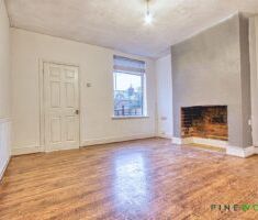 2 BEDROOM House - End Terrace - Photo 2