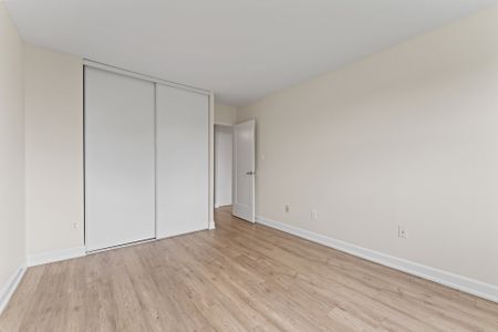 The Cedarview Apartments - Photo 4