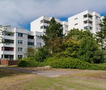 WG-Zimmer mit Gemeinschaftsraum und Loggia - Photo 1