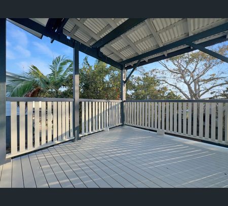 20 Saunders Street, Point Vernon, Qld 4655 - Photo 3