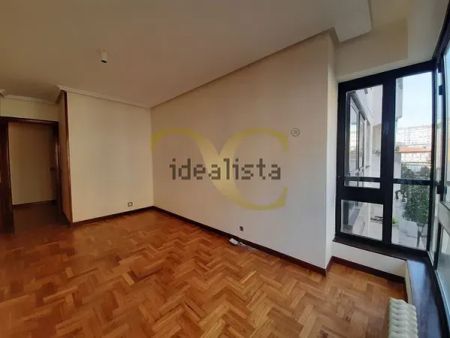 Alquiler de piso en Calle Campoamor - Foto 2