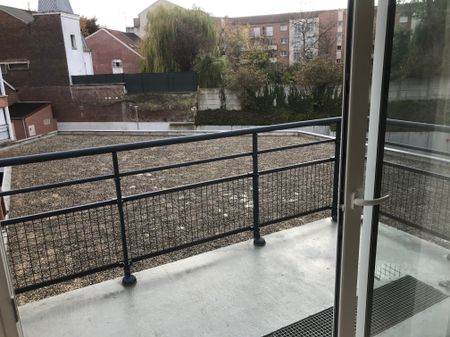 T3 SECTEUR RHONELLE EN RESIDENCE SECURISEE AVEC GARAGE ET BALCON - Photo 5