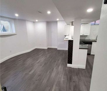 For Lease - 1236 Atkins Drive, Newmarket, Ontario - Photo 2