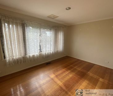 67 Blaxland Drive, Dandenong - Photo 2