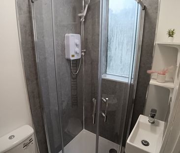 1 Bed Flat, Melfort Road, CR7 - Photo 5