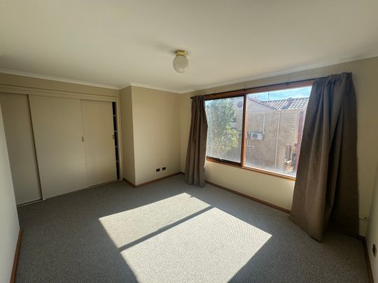 3 BEDROOM DOUBLE STORY UNIT IN CBD! - Photo 1